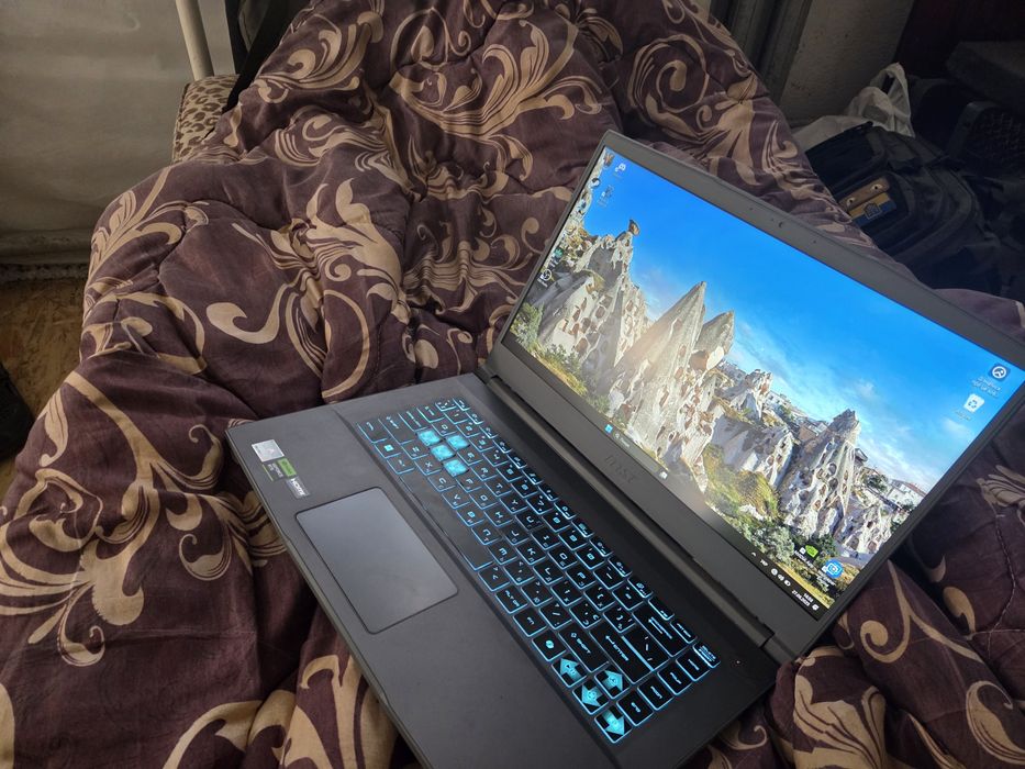 MSI Thin ноутбук A15 B7VE (B7VE-417XUA) Cosmos Gray