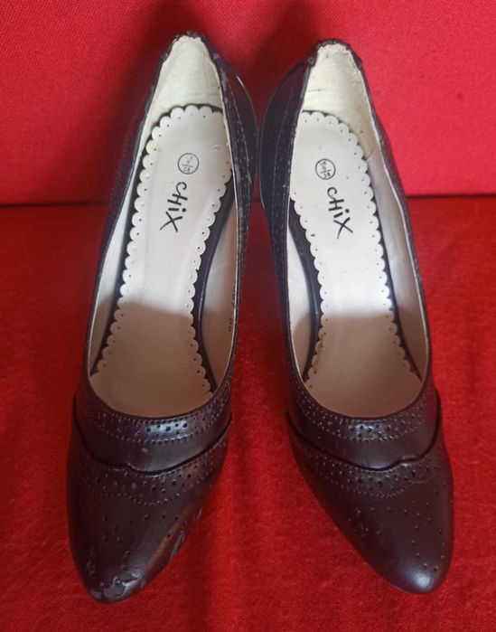 Czółenka damskie ciemno brązowe - oddam za darmo