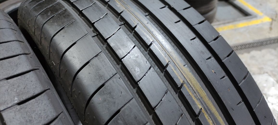 Pneus 235/45/20 Goodyear semi novos