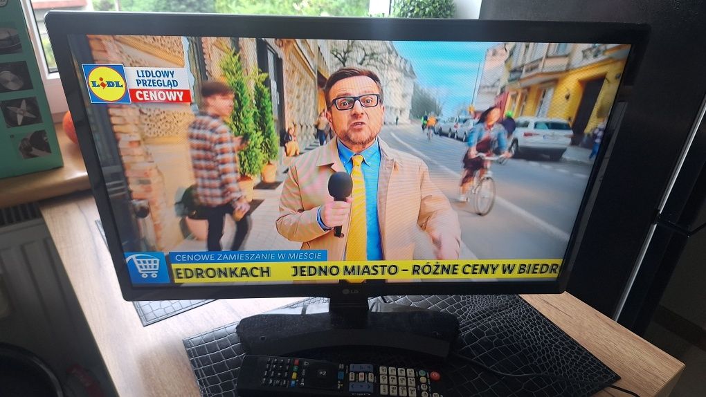 Telewizor LG 24 cale funkcjia monitora.