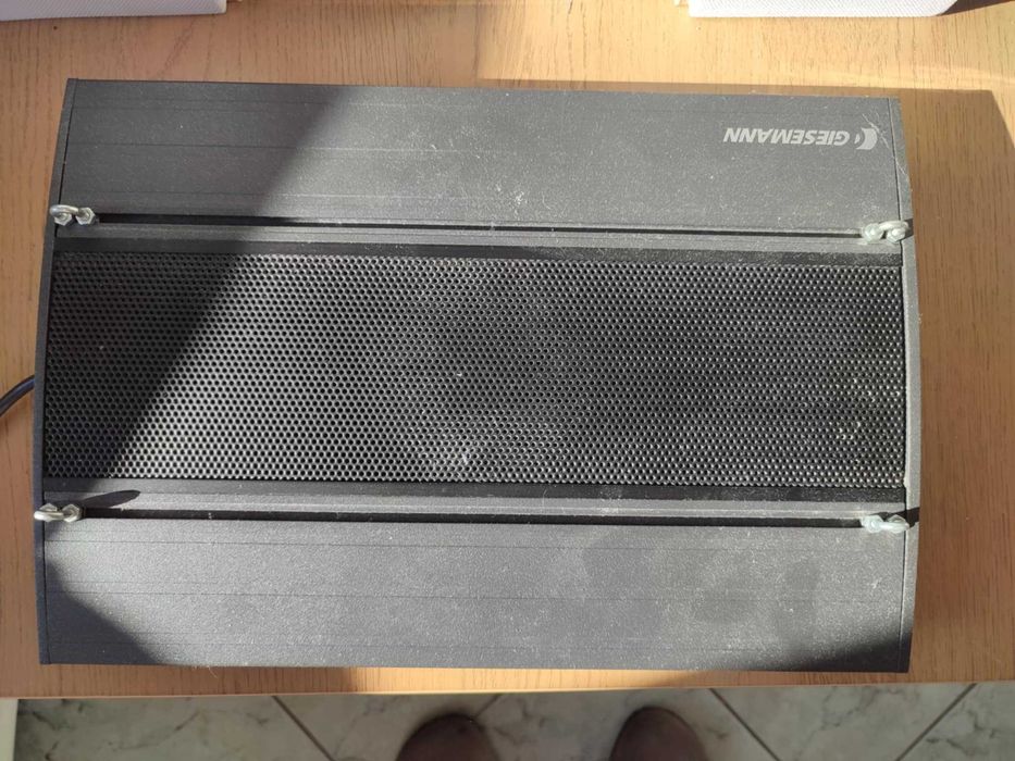 Lampa LED Giesemann VerVve – na części lub do naprawy