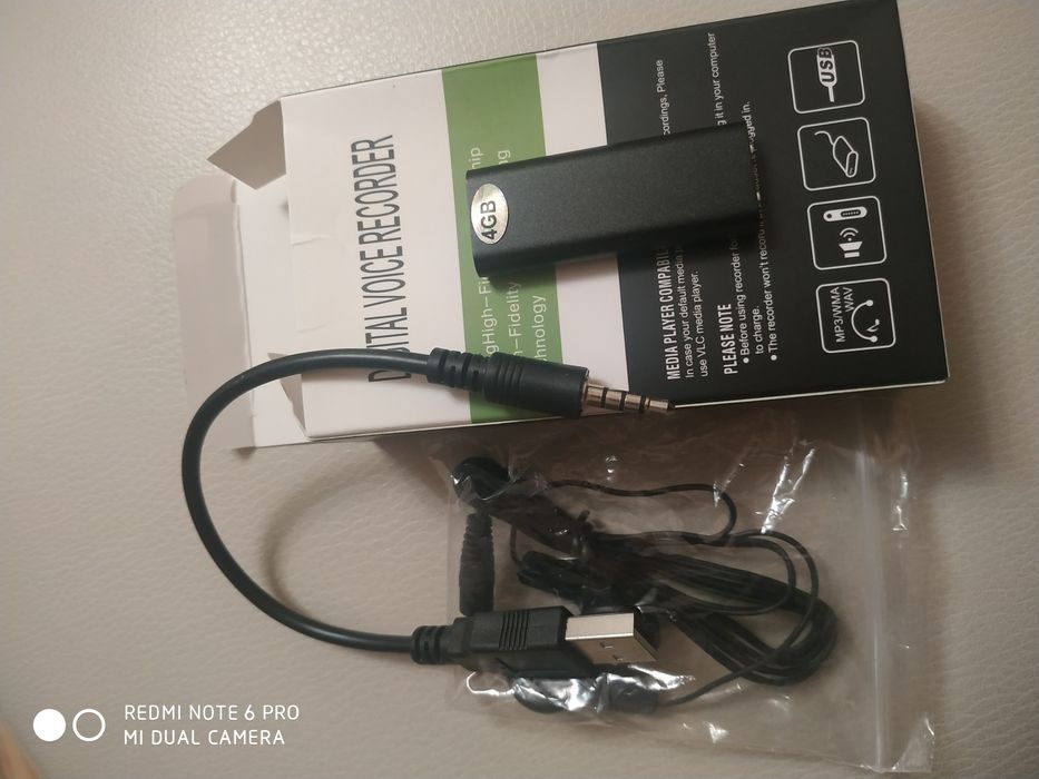 Мини диктофон с активацией голосом Savetek GS-R01s, 4 Гб памяти, Mp3,