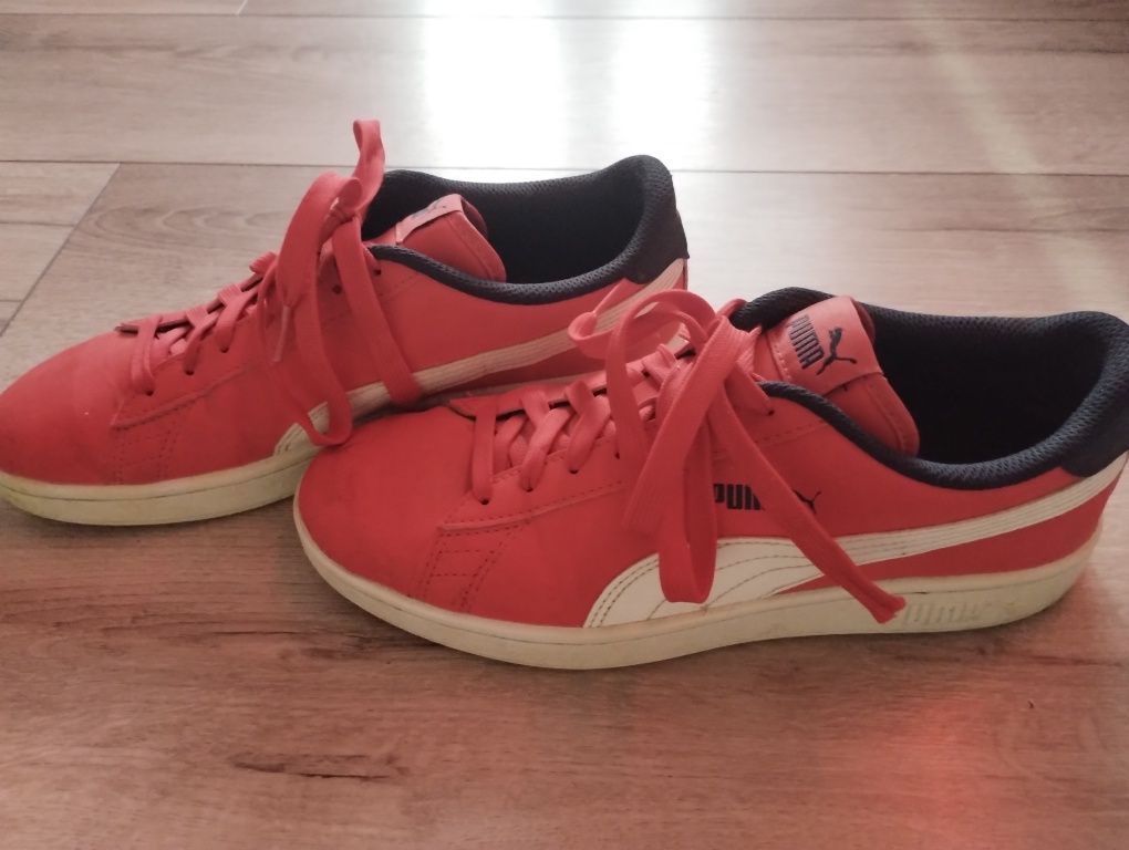 Buty Puma chłopięce rozm 39