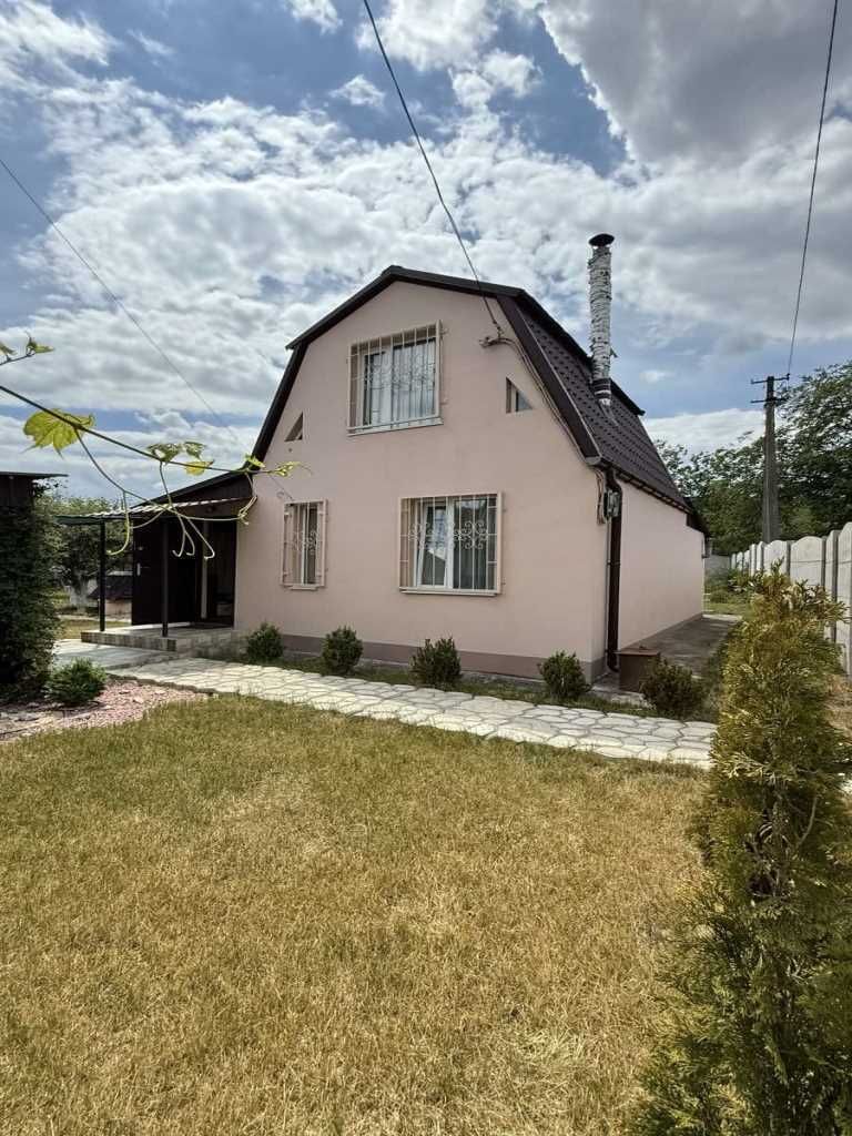 Дача з євроремонтом, УКОМПЛЕКТОВАНА, 50м2, 12 соток землі, Вороніна