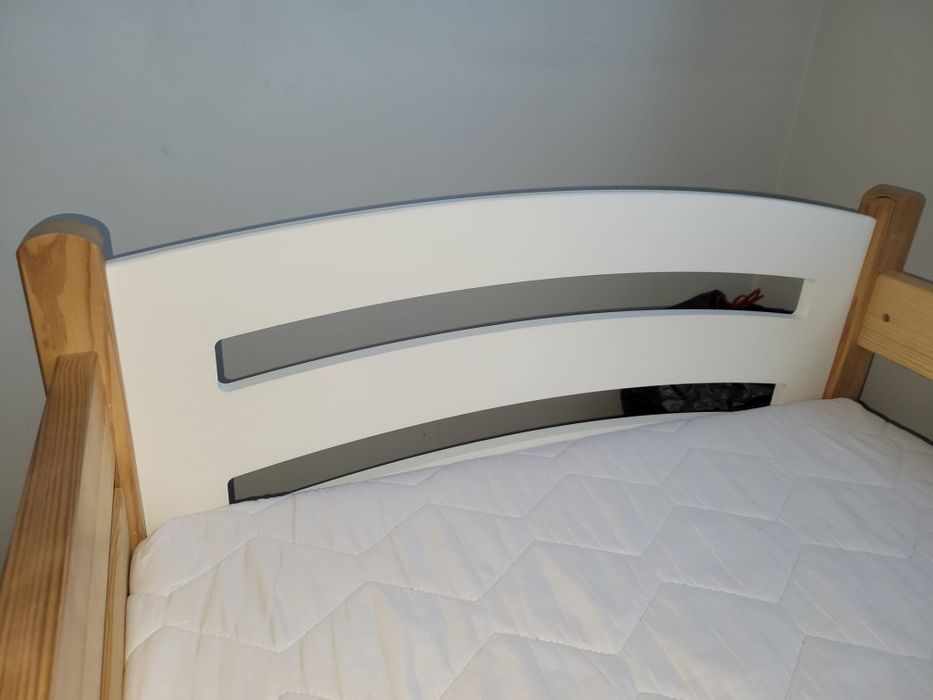 Łóżko dziecięce-młodzieżowe