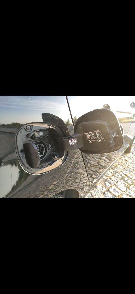 Smart Forfour EQ Business Solution