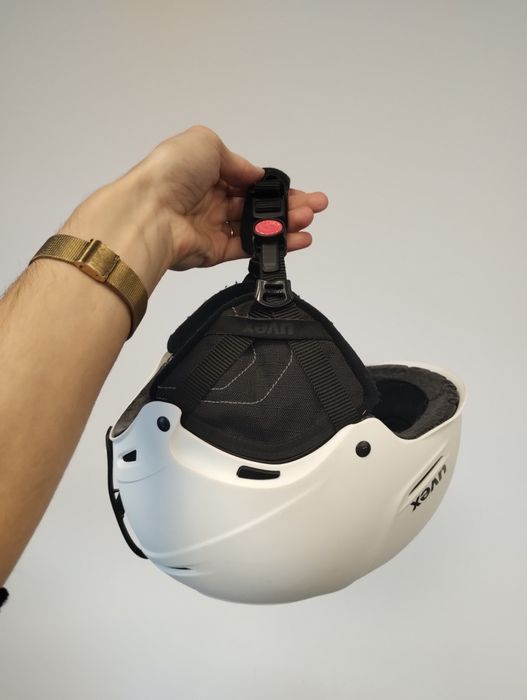 Biały kask narciarski Uvex 52-55cm