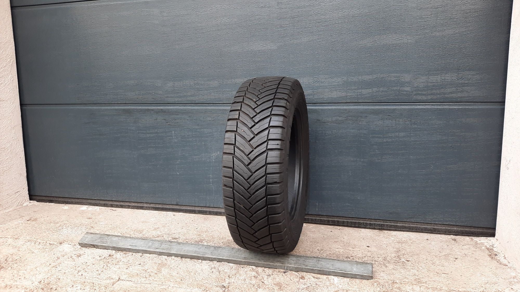 Michelin 215/65 R16 C Agilis CrossClimate