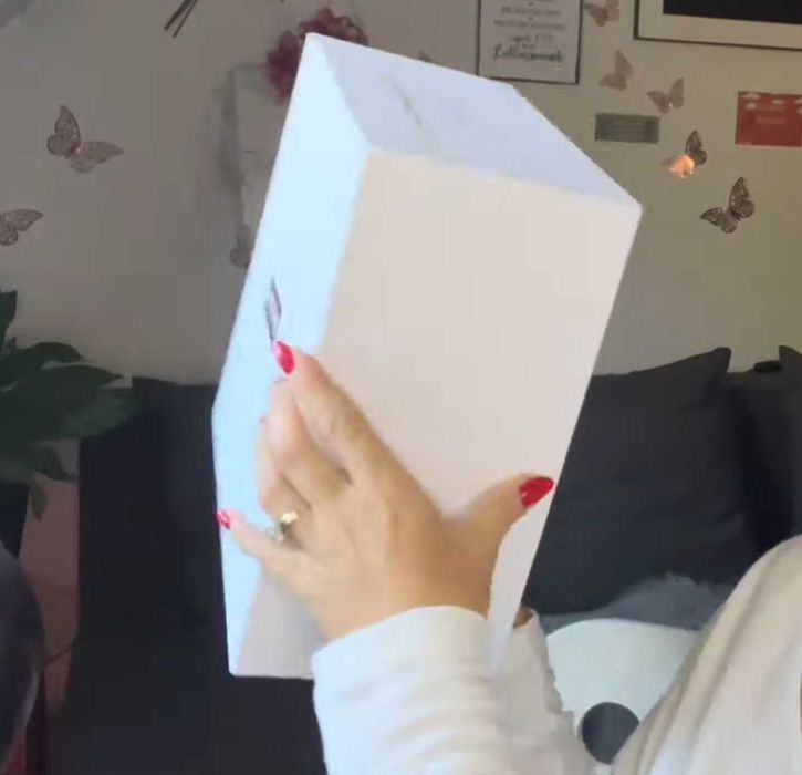 Kuferek toaletka szafka kosmetyczka kalendarz Lancome DIY