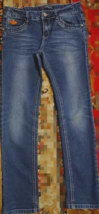Spodnie jeansy chłopięce 134