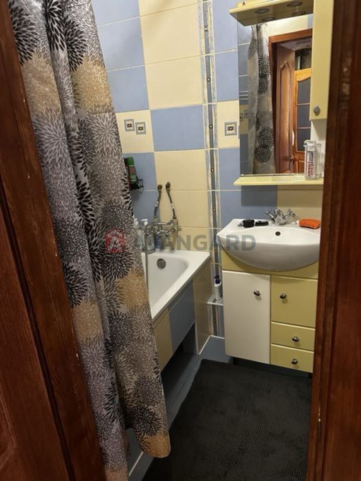 Продаж 2 кімнатної квартири.Бородинський.