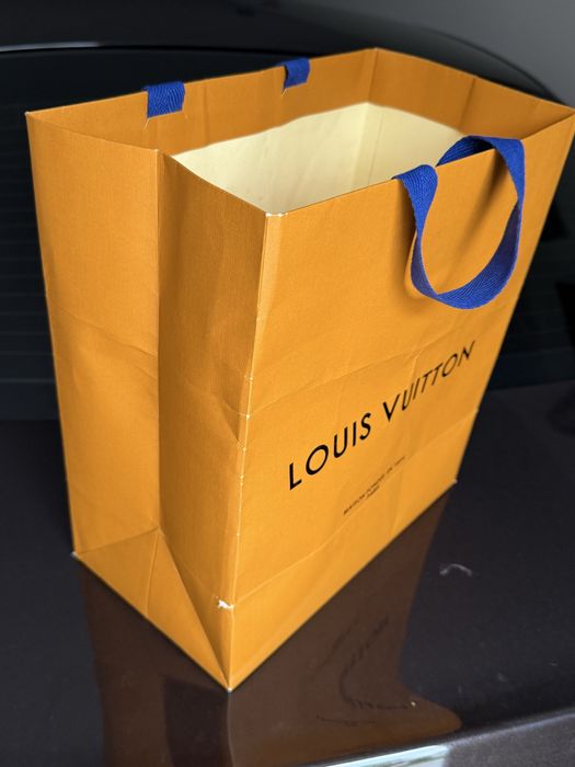 Бумажный пакет Louis Vuitton