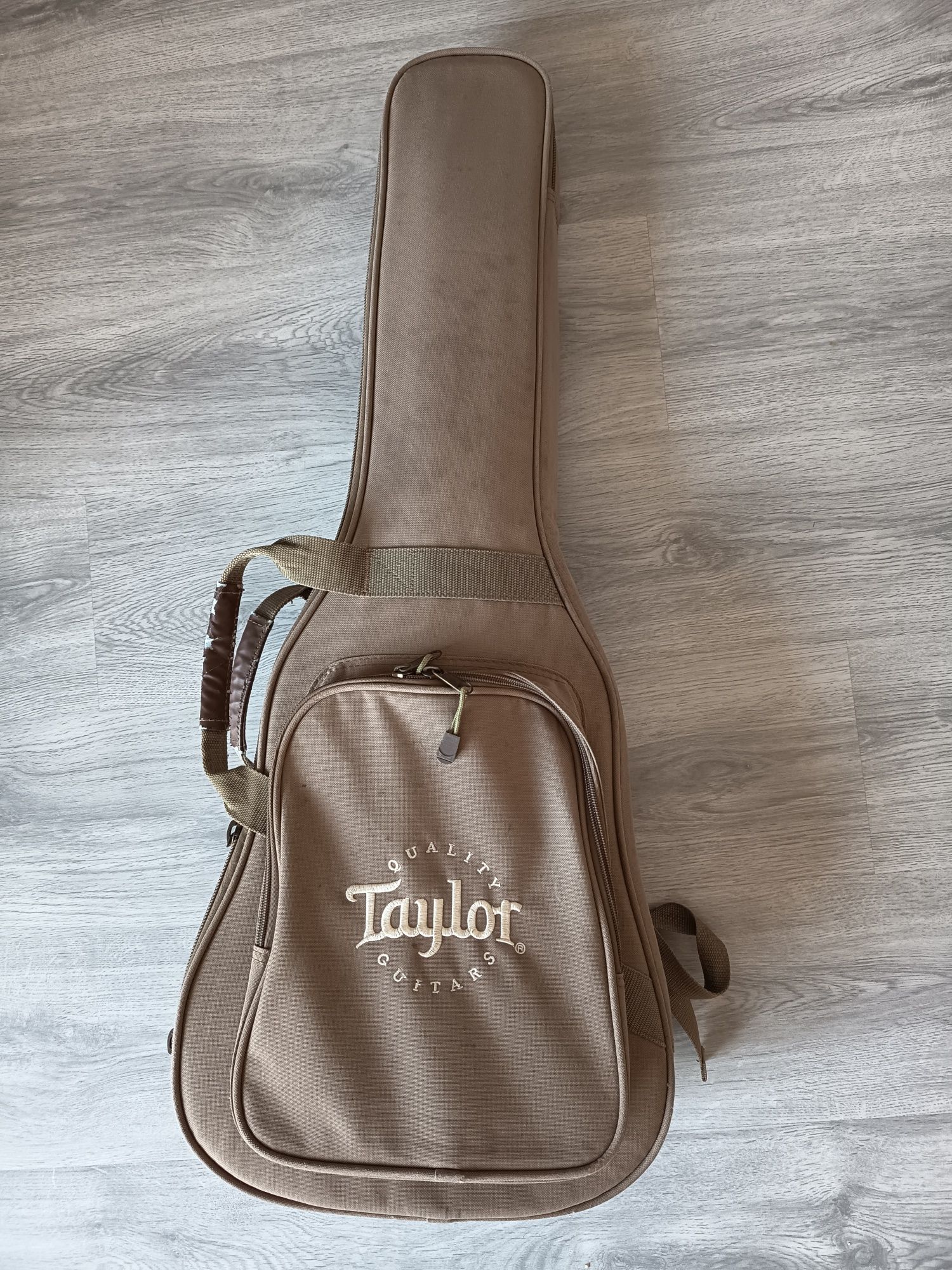 Baby Taylor guitarra