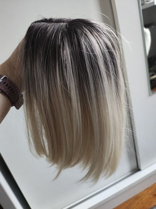 Peruka bez grzywki jasny blond