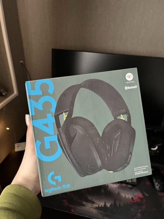 Навушники Logitech G435