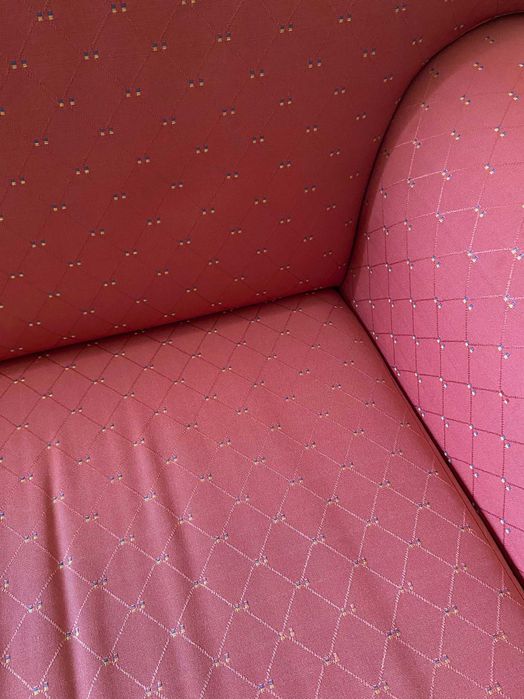 Conjunto de 3 sofás vermelhos - 1 grande e 2 individuais