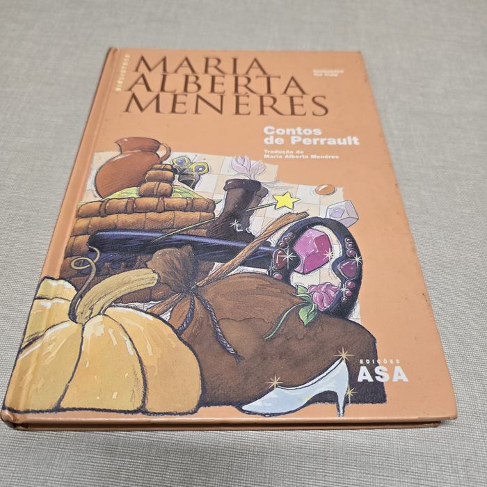 Livro  Contos de Perrault