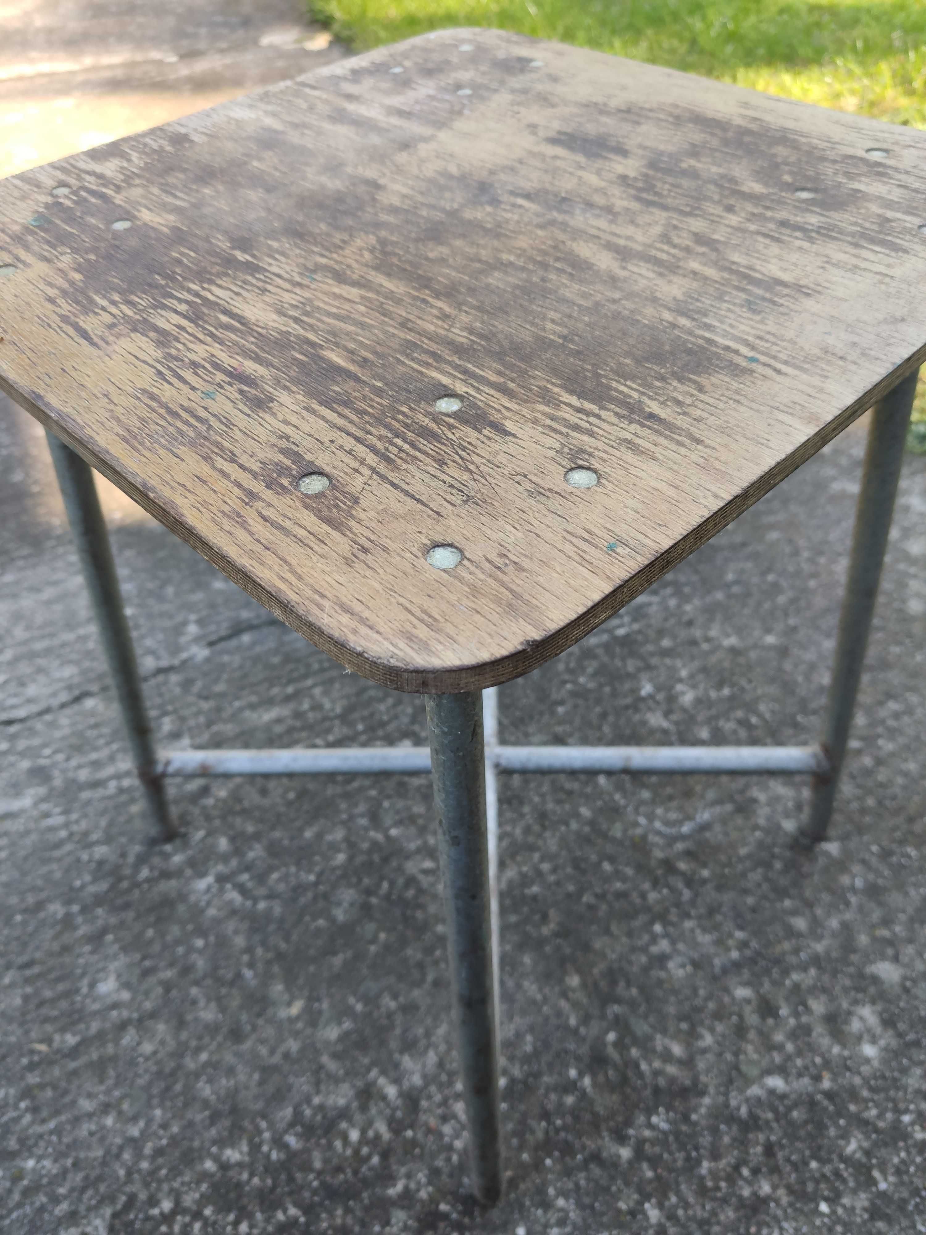 Taboret metalowo drewniany PRL