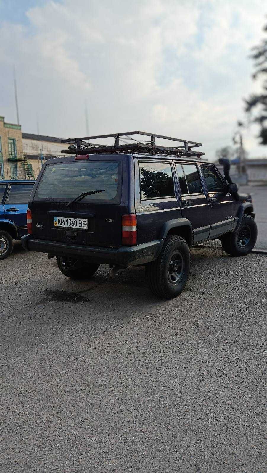 Продам JEEP cherokee xj