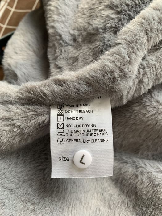 Kurtka dżinsowa ramoneska z futerkiem.