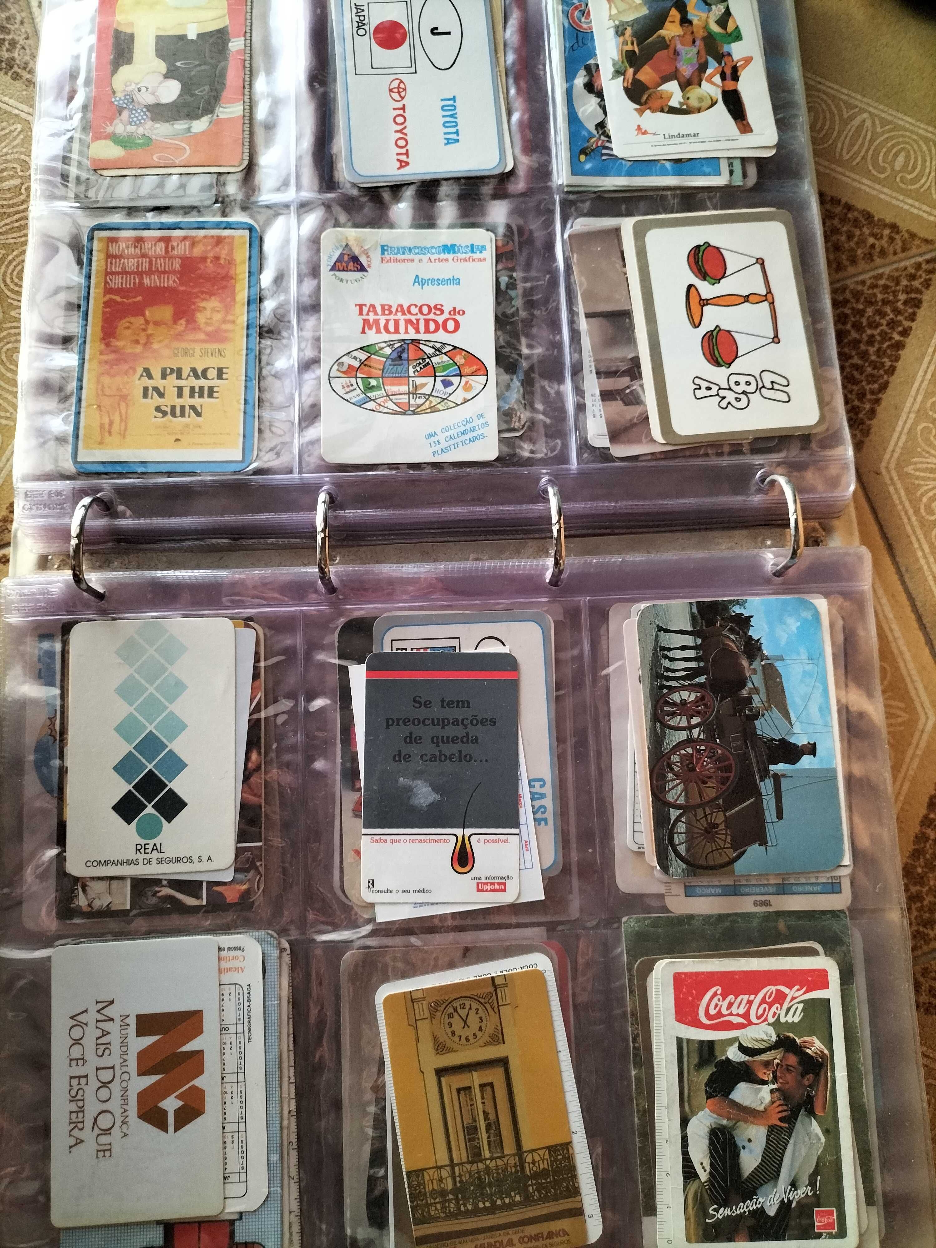 Coleção de 445 calendários