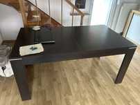 Stol do salonu wenge.