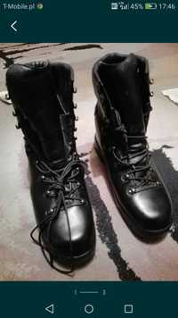 Buty wojskowe zimowe. 933 MON. Rozmiar 29,5.