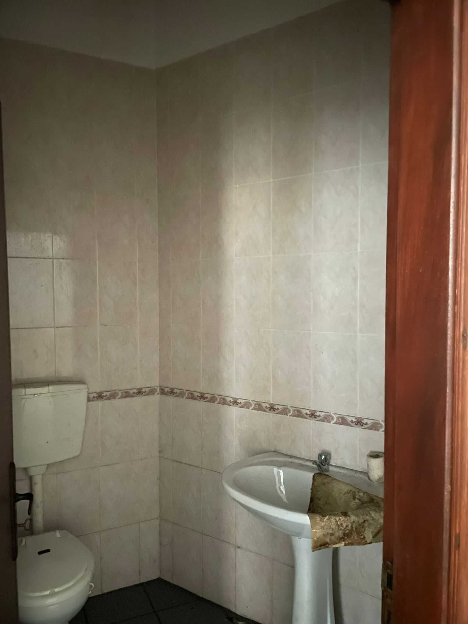 Espaço comercial na Rua de São João, Penacova - 83 Metros Quadrados