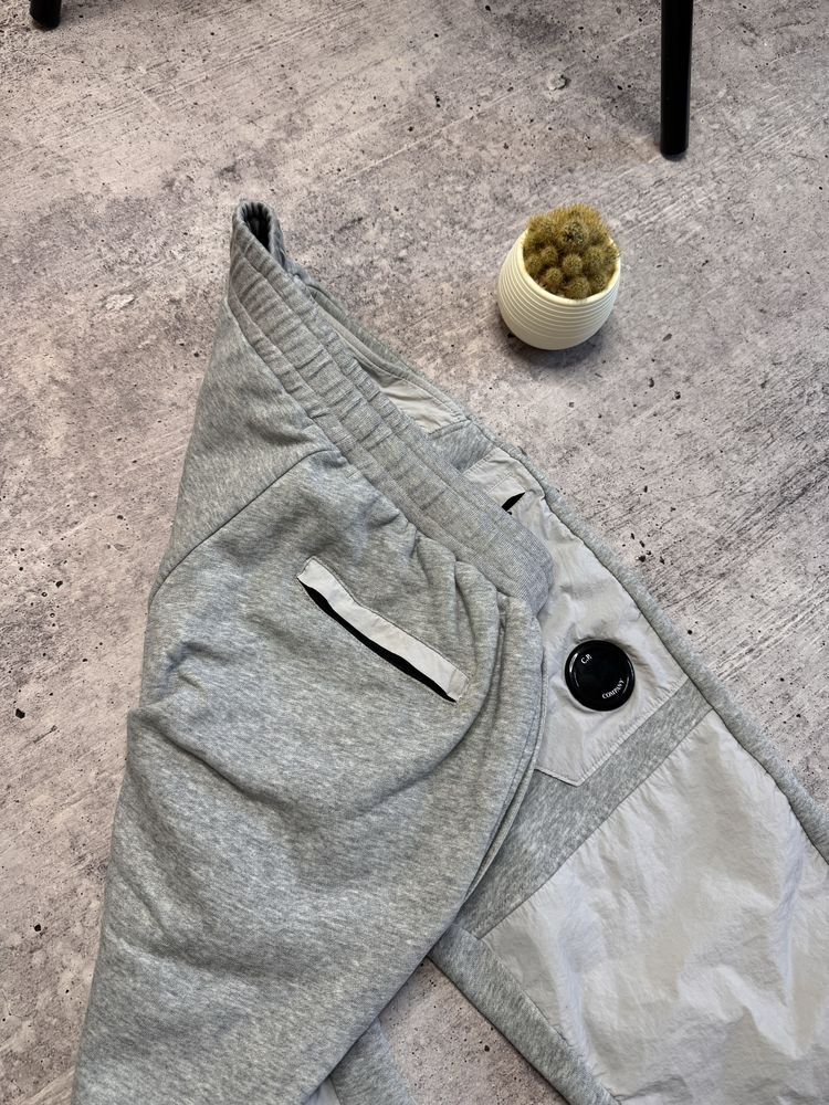 Штани спортивні C.P. Company nylon