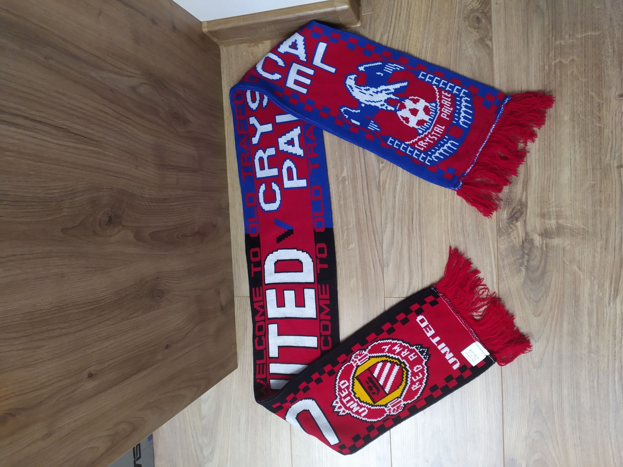 Szalik piłkarski Manchester United Crystal Palace