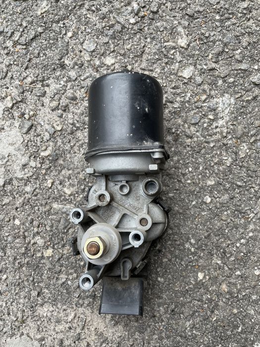 Моторчик склоочисника передній Kango 1998-2008