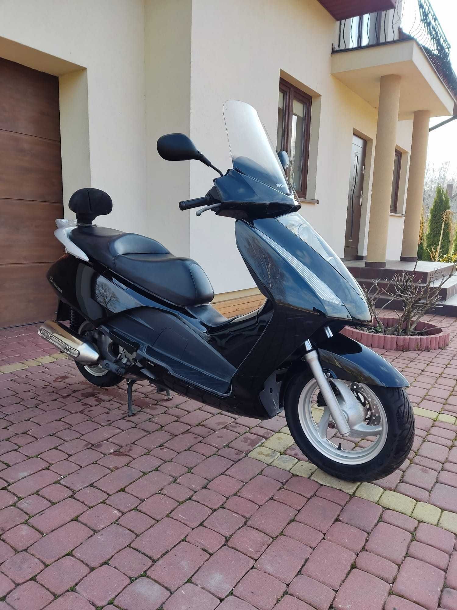 Honda Pantheon 125cm3