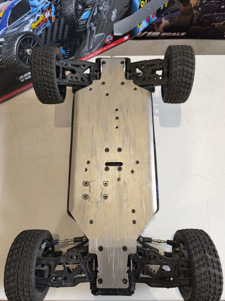 Carson Specter 1/8 4x4 Buggy 6s model RC