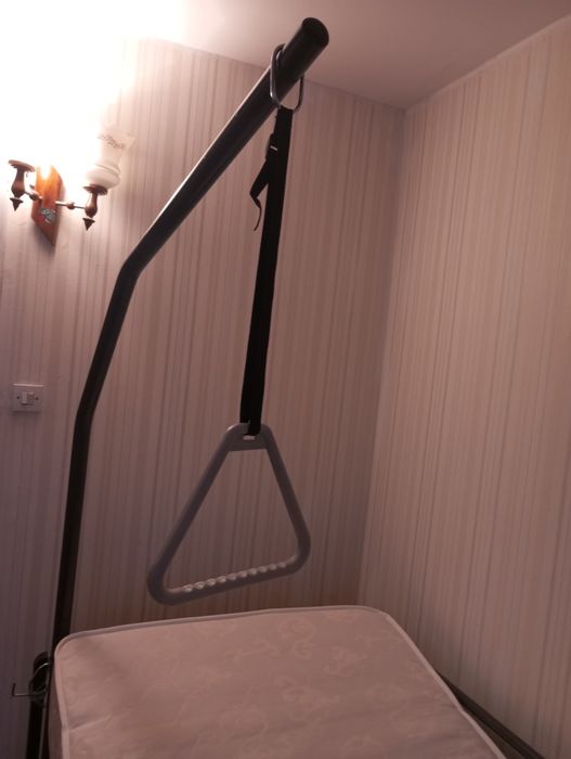 Łóżko medyczne z materacem