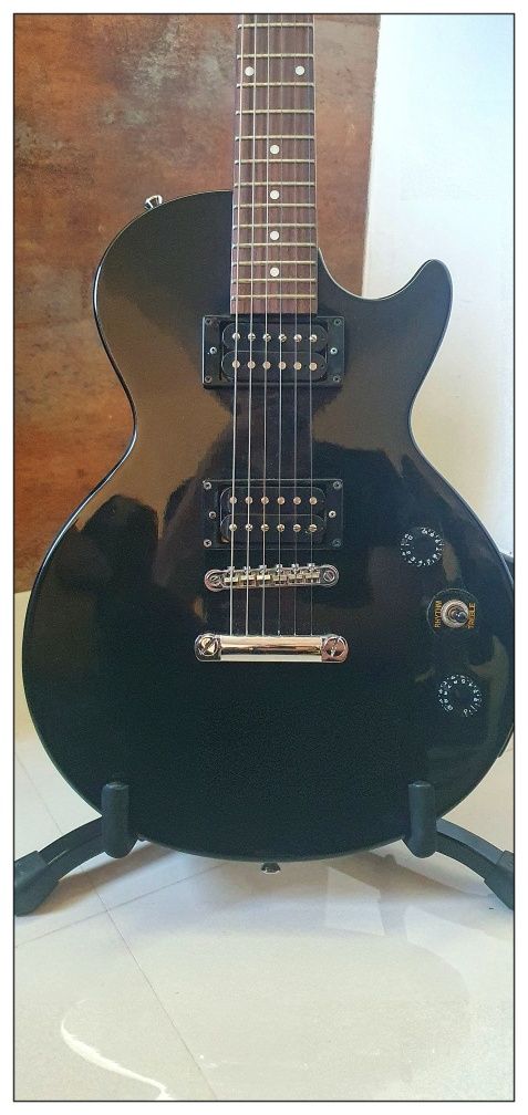Guitarra Epiphone Les Paul Special Model, 2000, Made in Korea, com Gig