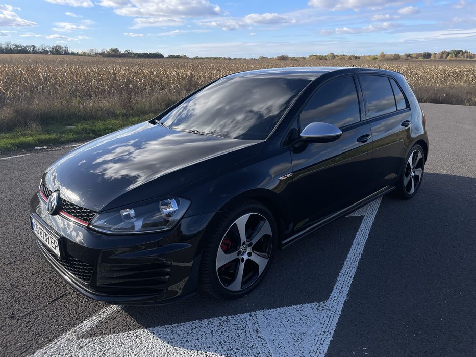Volkswagen Golf 7 GTI