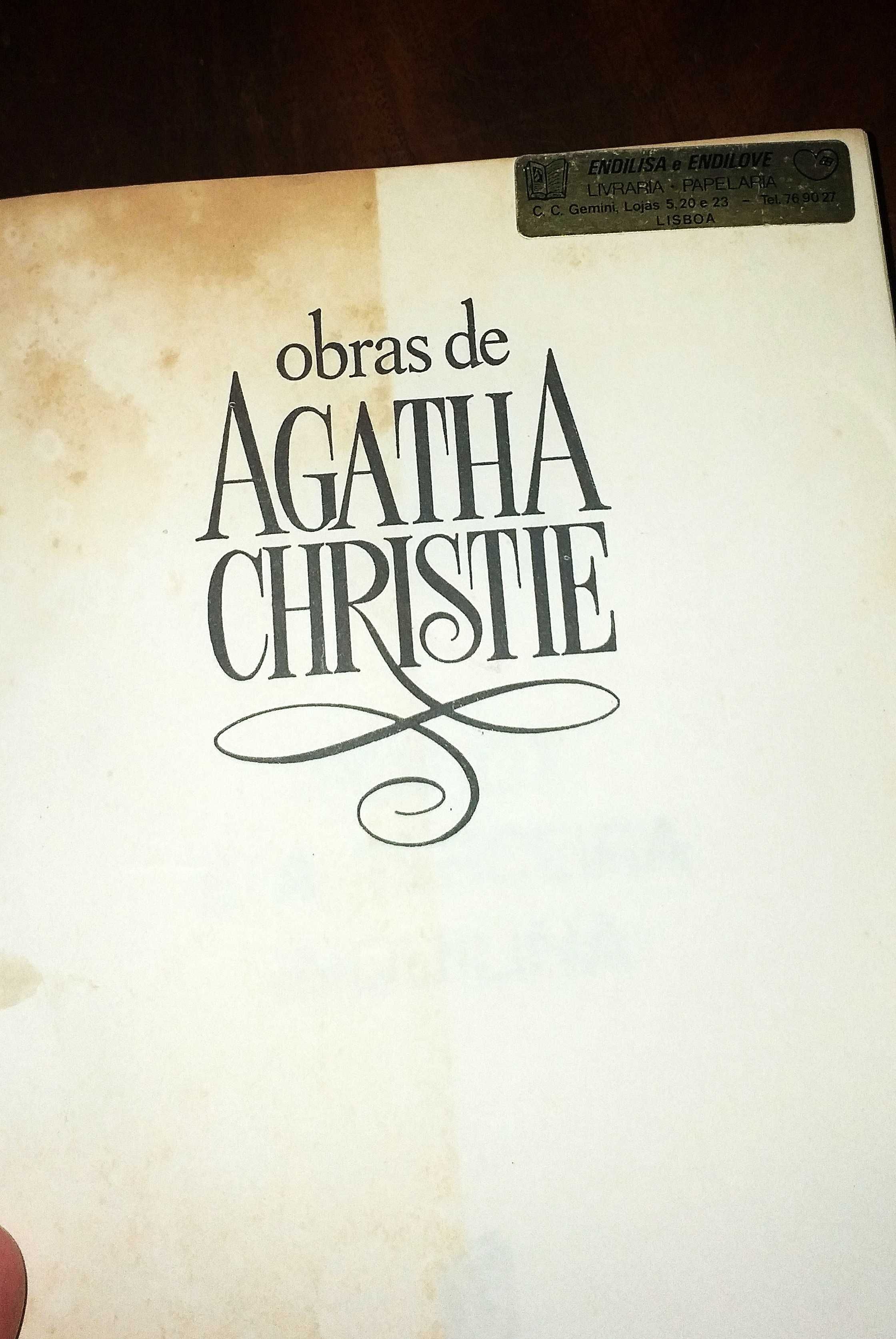 Livros de Coleção *Vampiro Gigante - Agatha Christie