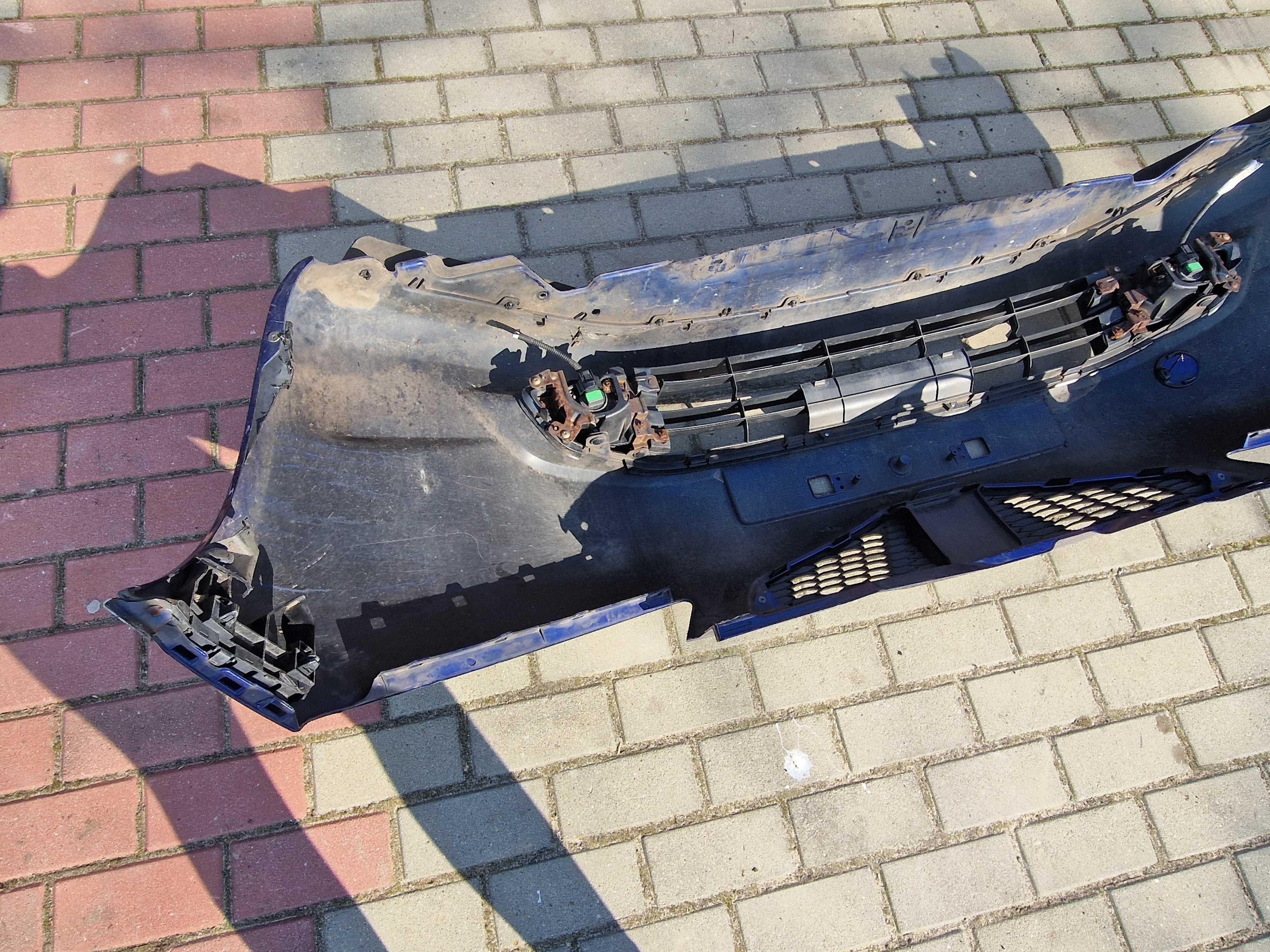 [224] Zderzak przedni Honda Jazz III 08-11r.