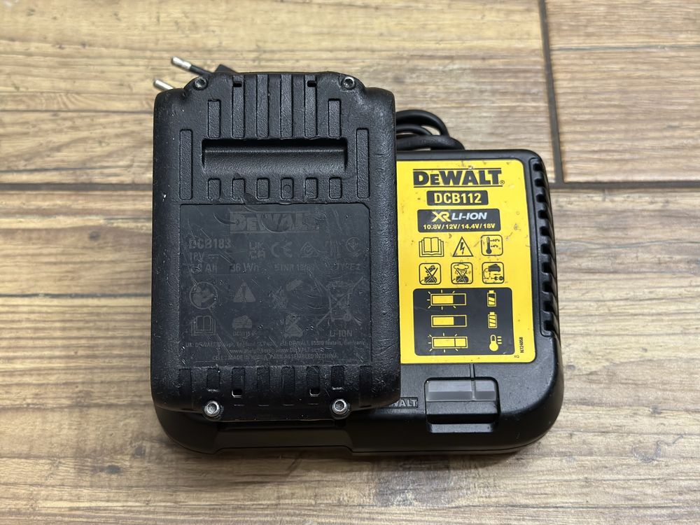 [Zestaw] Akumulator 18V 2AH - 2022r. | ładowarka DCB112 | DeWalt