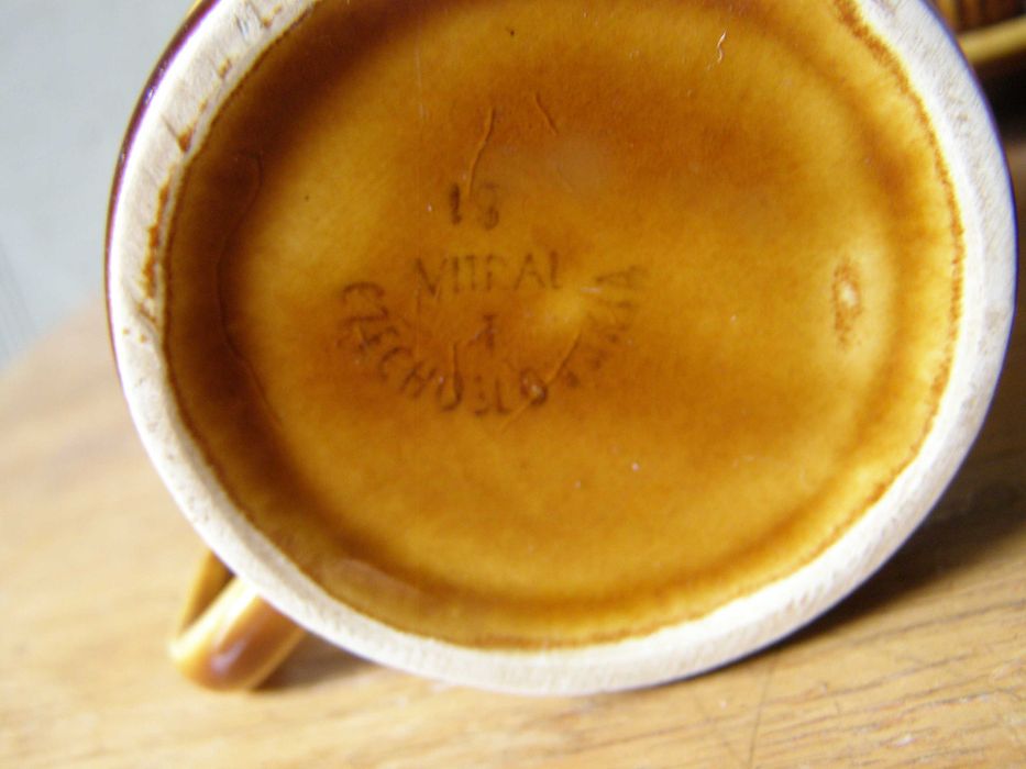 Filiżanki Kera Vitral Czechosłowacja lata 70-te