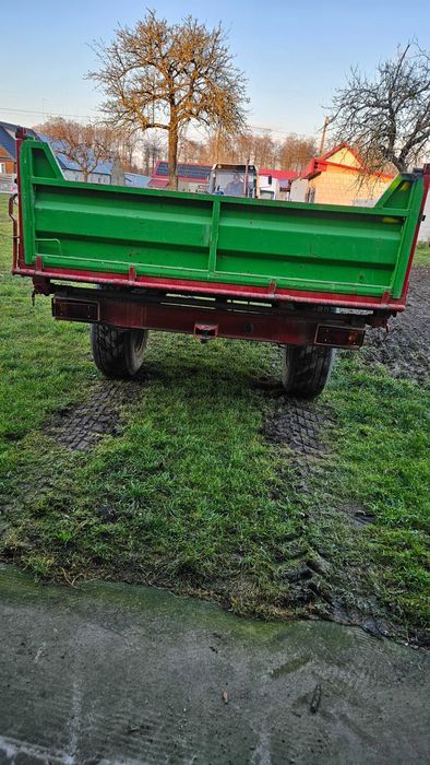 Przyczepa rolnicza wywrotka