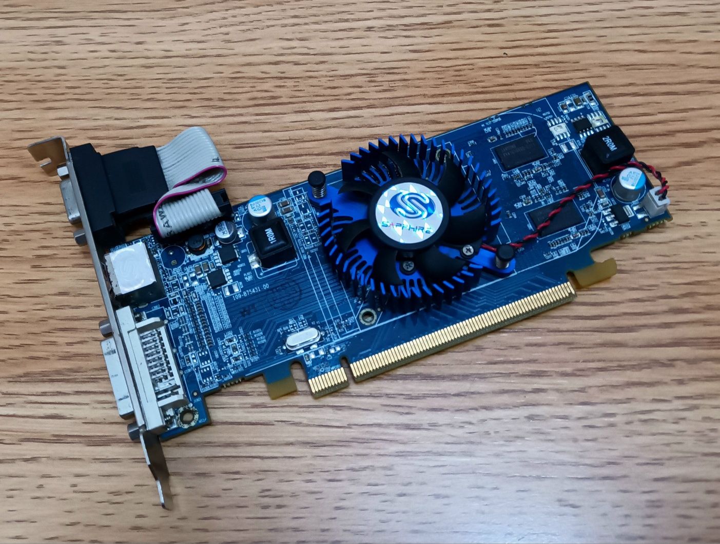 Placa Gráfica Saphire Radeon HD 4550 com 512 Mb de DDR3