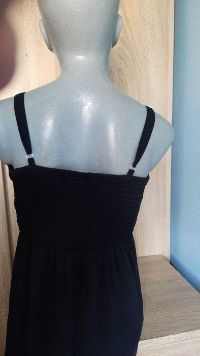 SYLWESTER STUDNIÓWKA Czarna długa suknia 36 Bodyflirt