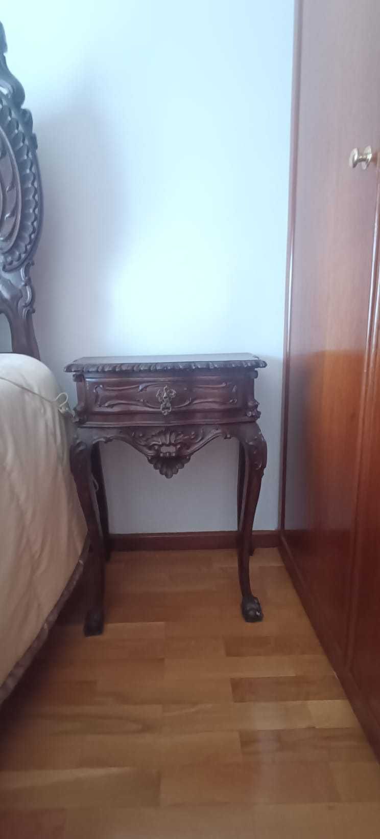 Quarto D. João V - Completa (Cama, Mesinhas e Cómoda)