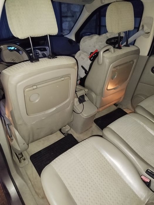 Продам Рено град сценік