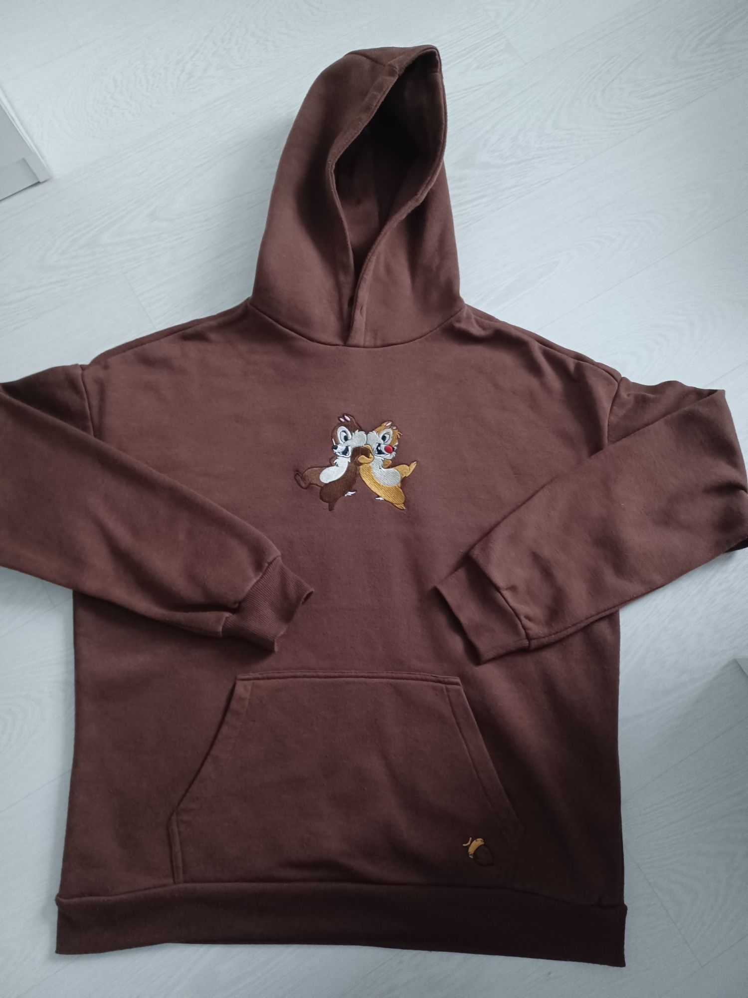 Ciepła bluza firmy House. Seria Disney Chip i Dale. Unisex