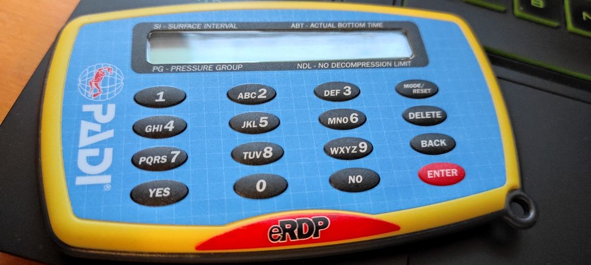 PADI 70031 eRDPML Multi level Recreational Dive Planner