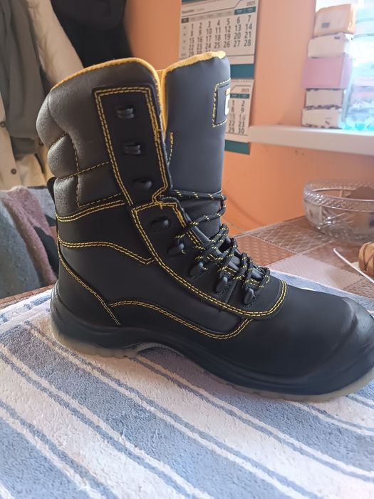 Взуття професійного призначення