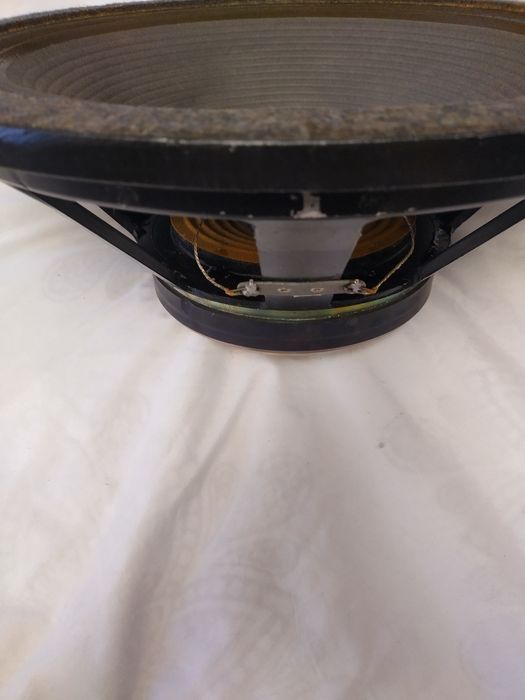 Динамик 8 Ом. 39 см.