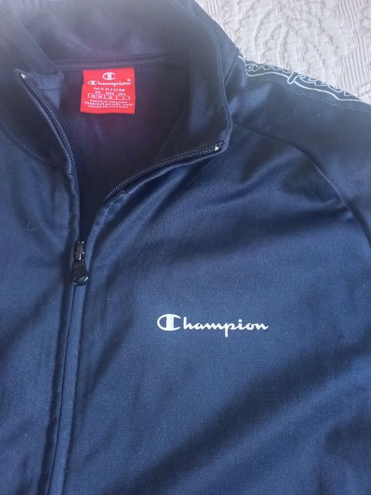 Vendo fato treino original Champion